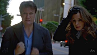 Castle & Beckett disarming a bomb in NY together